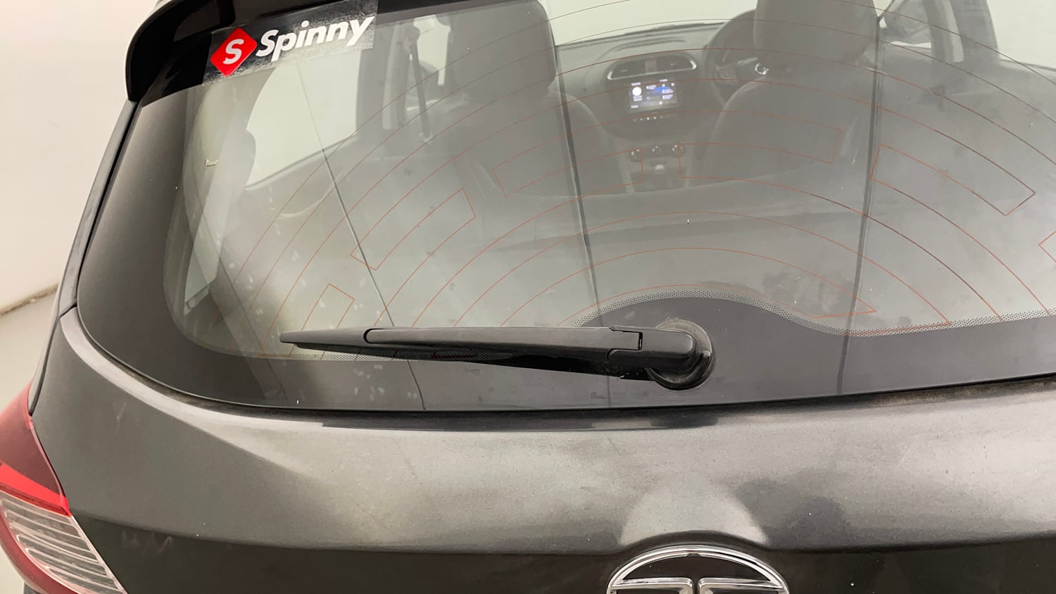 Used 2021 Tata Tiago XZ Petrol Manual top_features Rear wiper