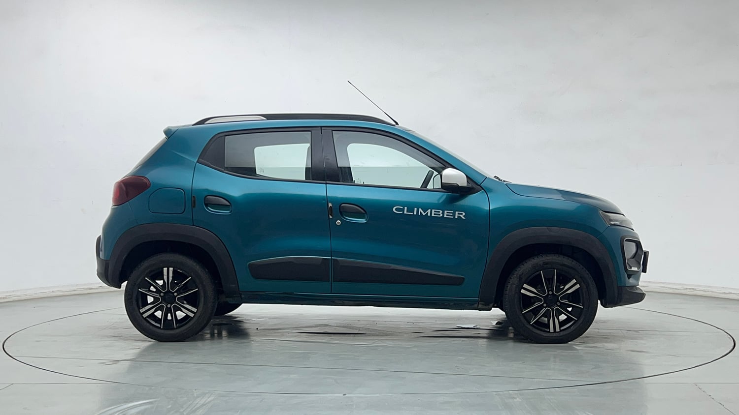 Used 2025 Renault Kwid CLIMBER 1.0 MT Petrol Manual exterior RIGHT SIDE VIEW