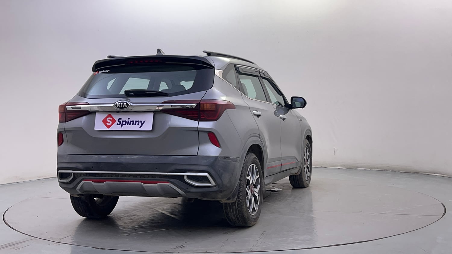 Used 2020 Kia Seltos GTX Plus AT 1.5 Diesel Diesel Automatic exterior RIGHT REAR CORNER VIEW