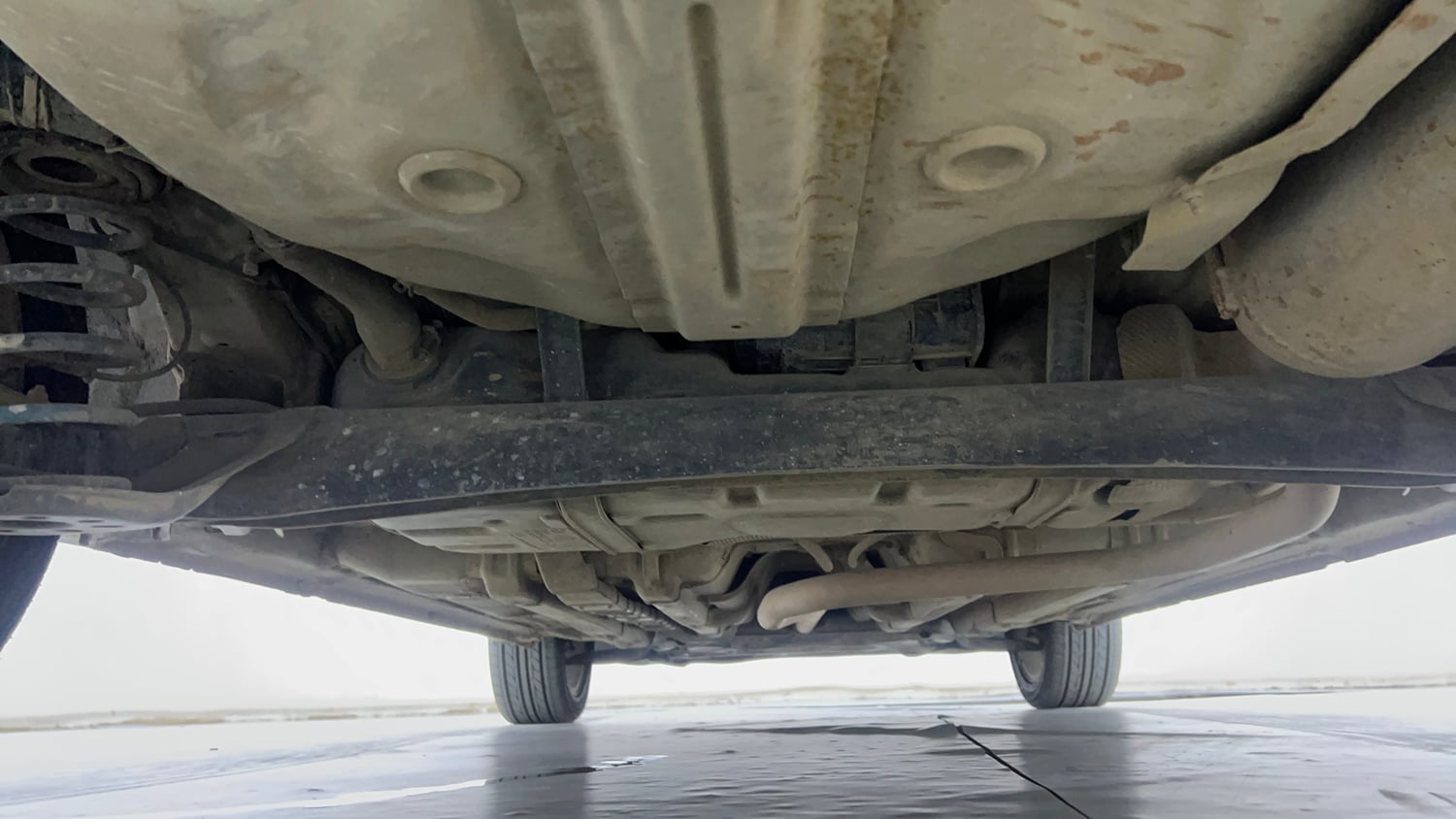 Used 2017 Hyundai Elite i20 Asta 1.2 Petrol Manual extra REAR UNDERBODY VIEW (TAKEN FROM REAR)