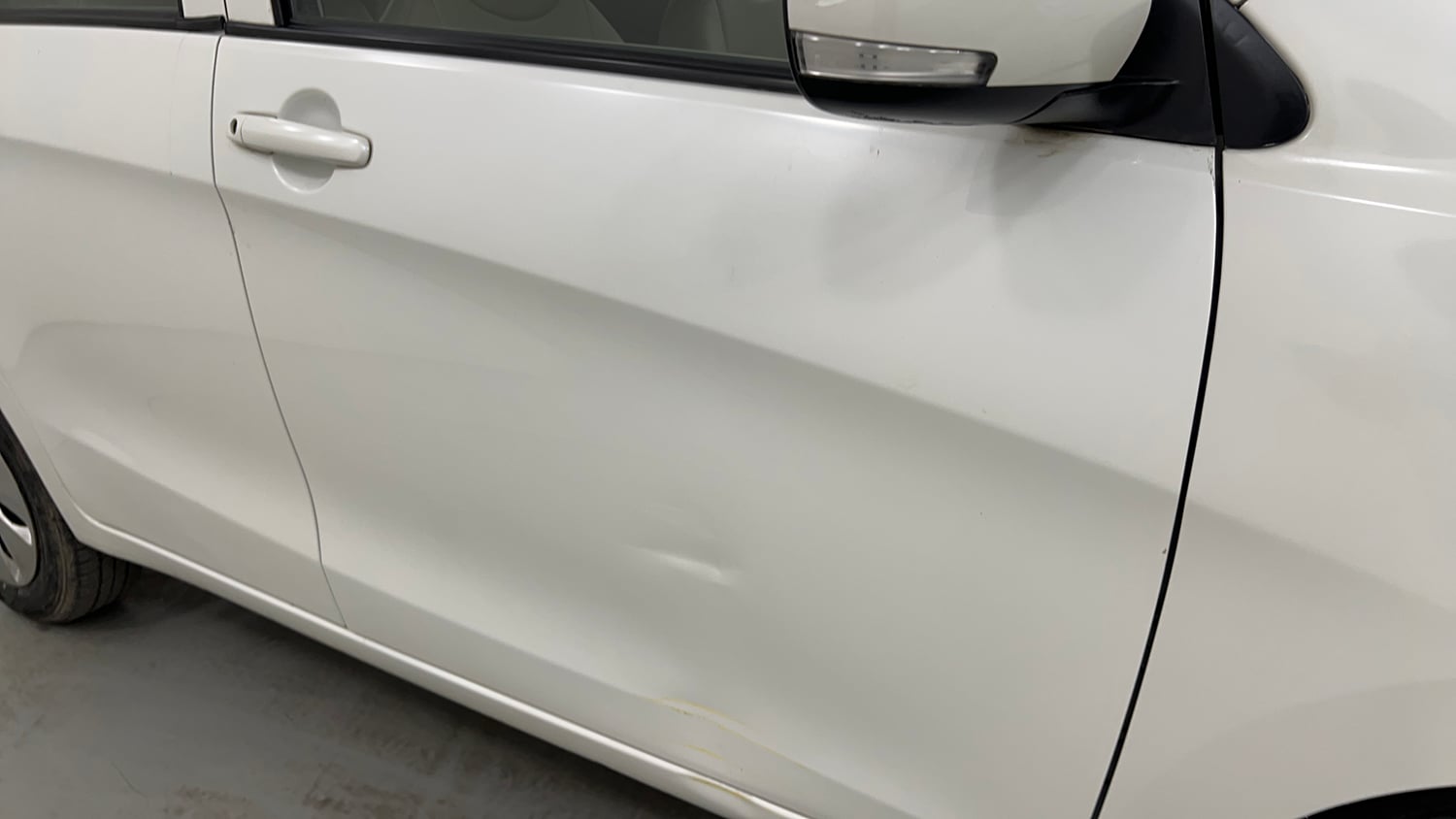 Used 2017 Maruti Suzuki Celerio ZXi Petrol Manual dents MINOR SCRATCH