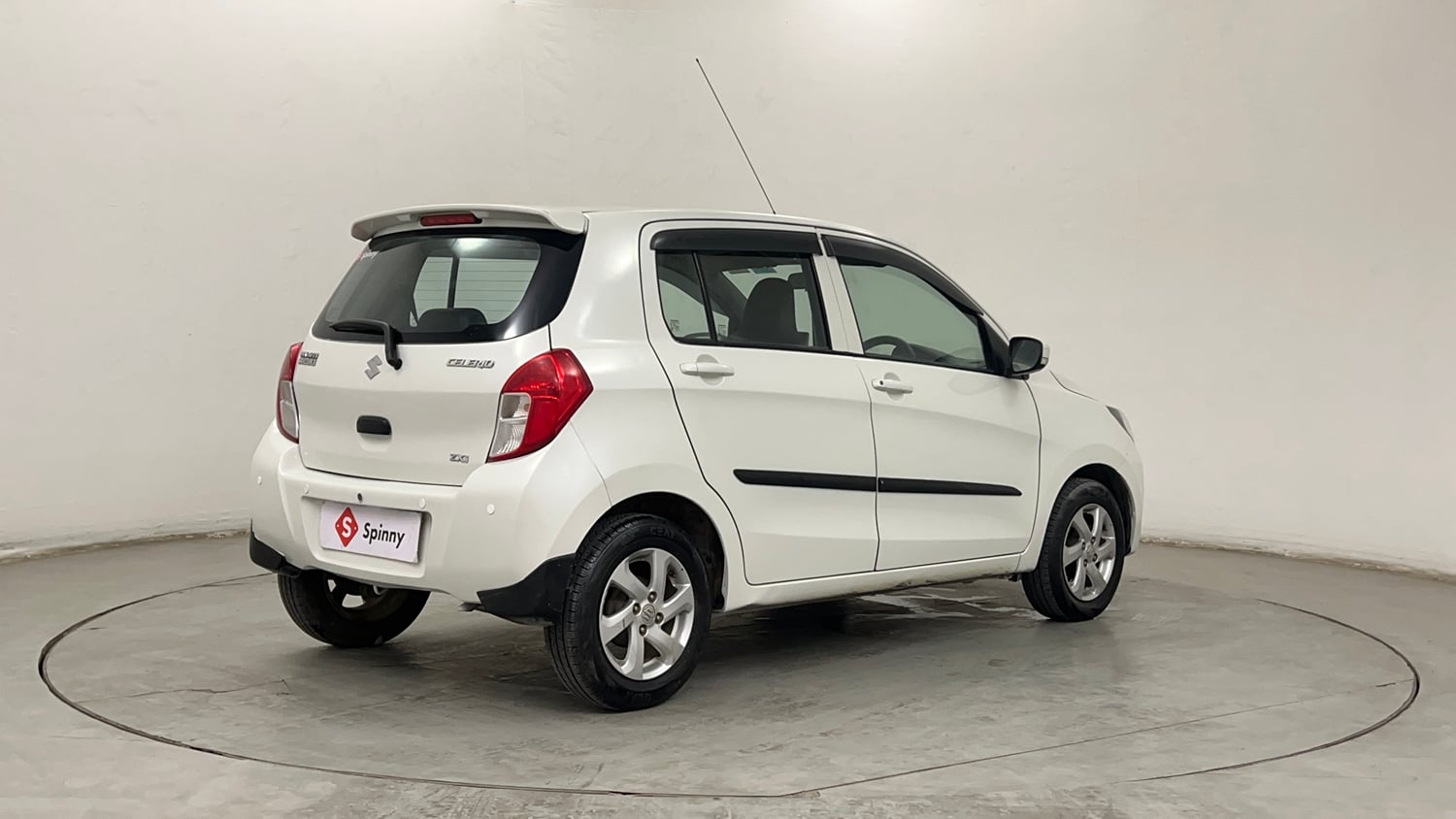 Used 2017 Maruti Suzuki Celerio ZXi Opt Petrol Manual exterior RIGHT REAR CORNER VIEW