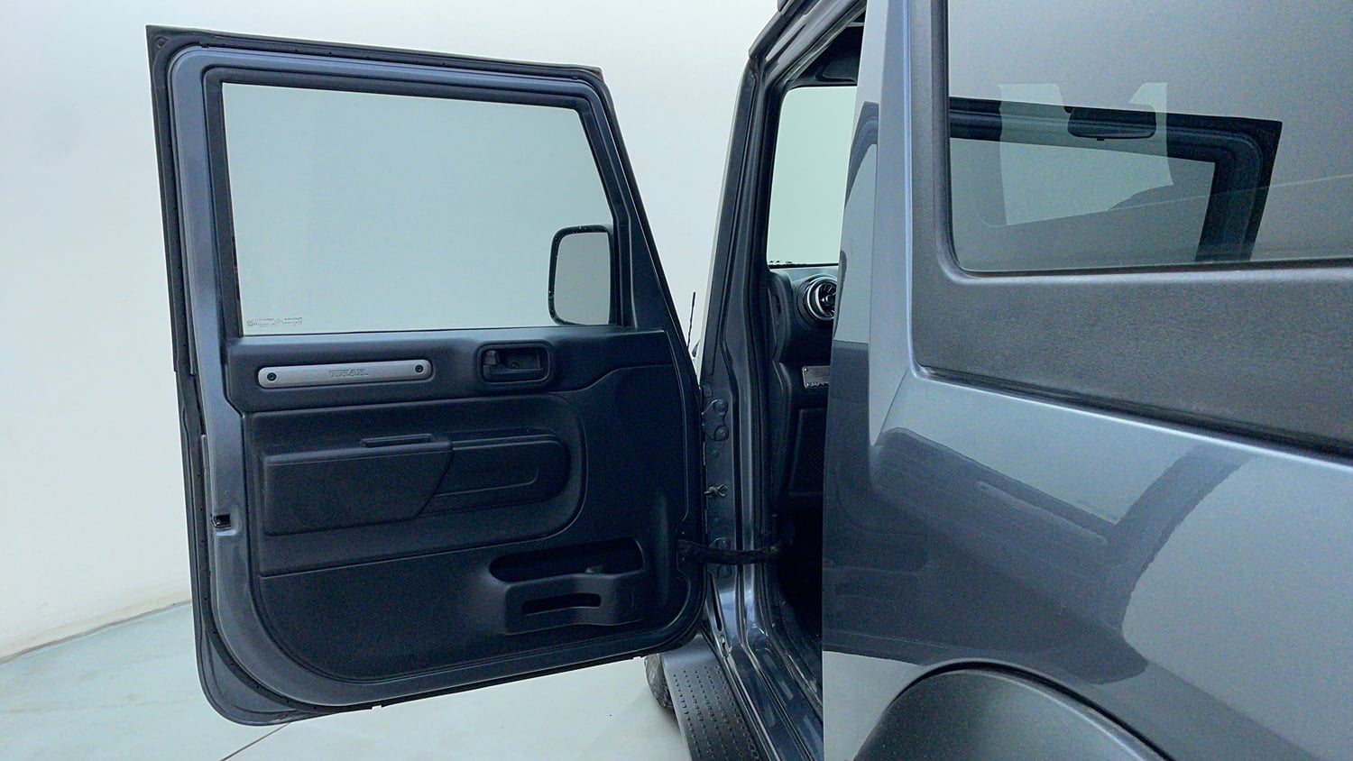 Used 2022 mahindra Thar LX Hard Top Petrol MT 4WD Petrol Manual interior LEFT FRONT DOOR OPEN VIEW