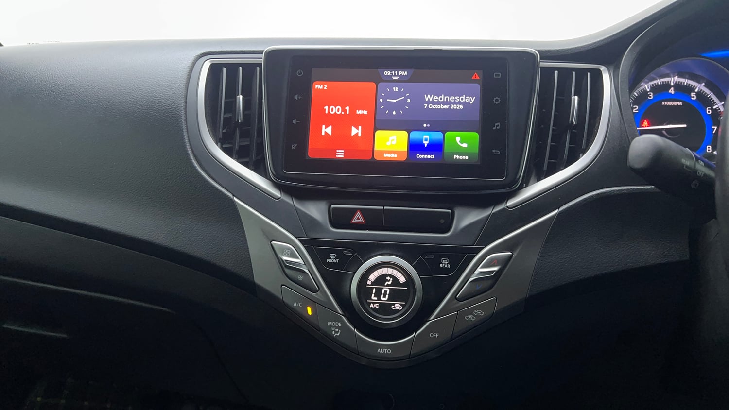 Used 2019 Toyota Glanza V CVT Petrol Automatic top_features Integrated (in-dash) music system