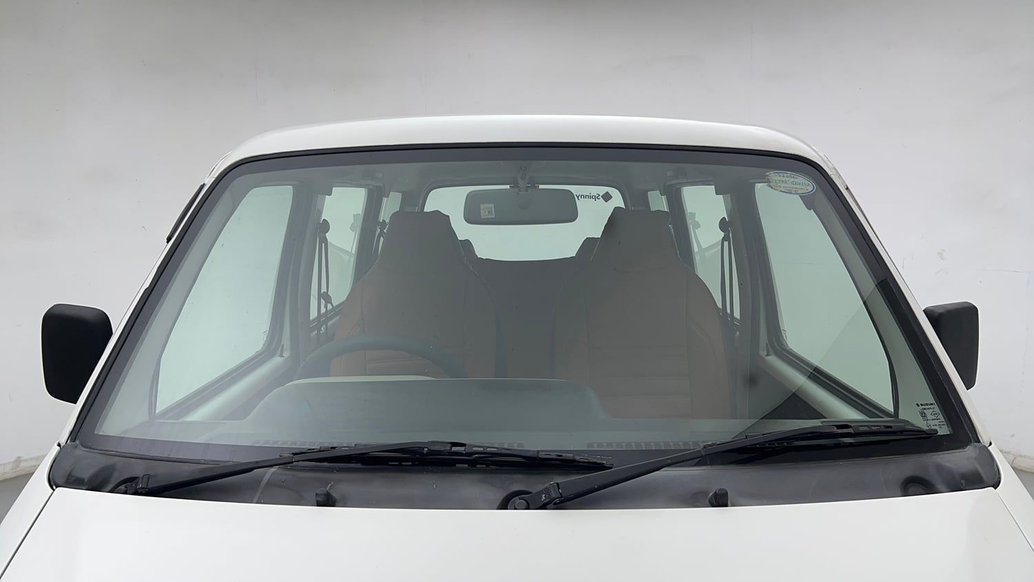 Used 2022 Maruti Suzuki Eeco 5 STR AC (O) Petrol Manual exterior FRONT WINDSHIELD VIEW