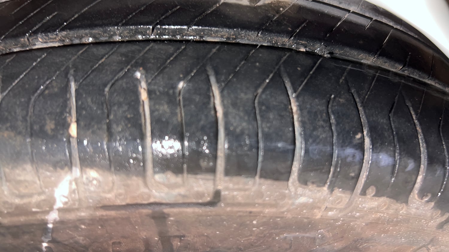 Used 2013 Maruti Suzuki Alto K10 VXi Petrol Manual tyres LEFT REAR TYRE TREAD VIEW