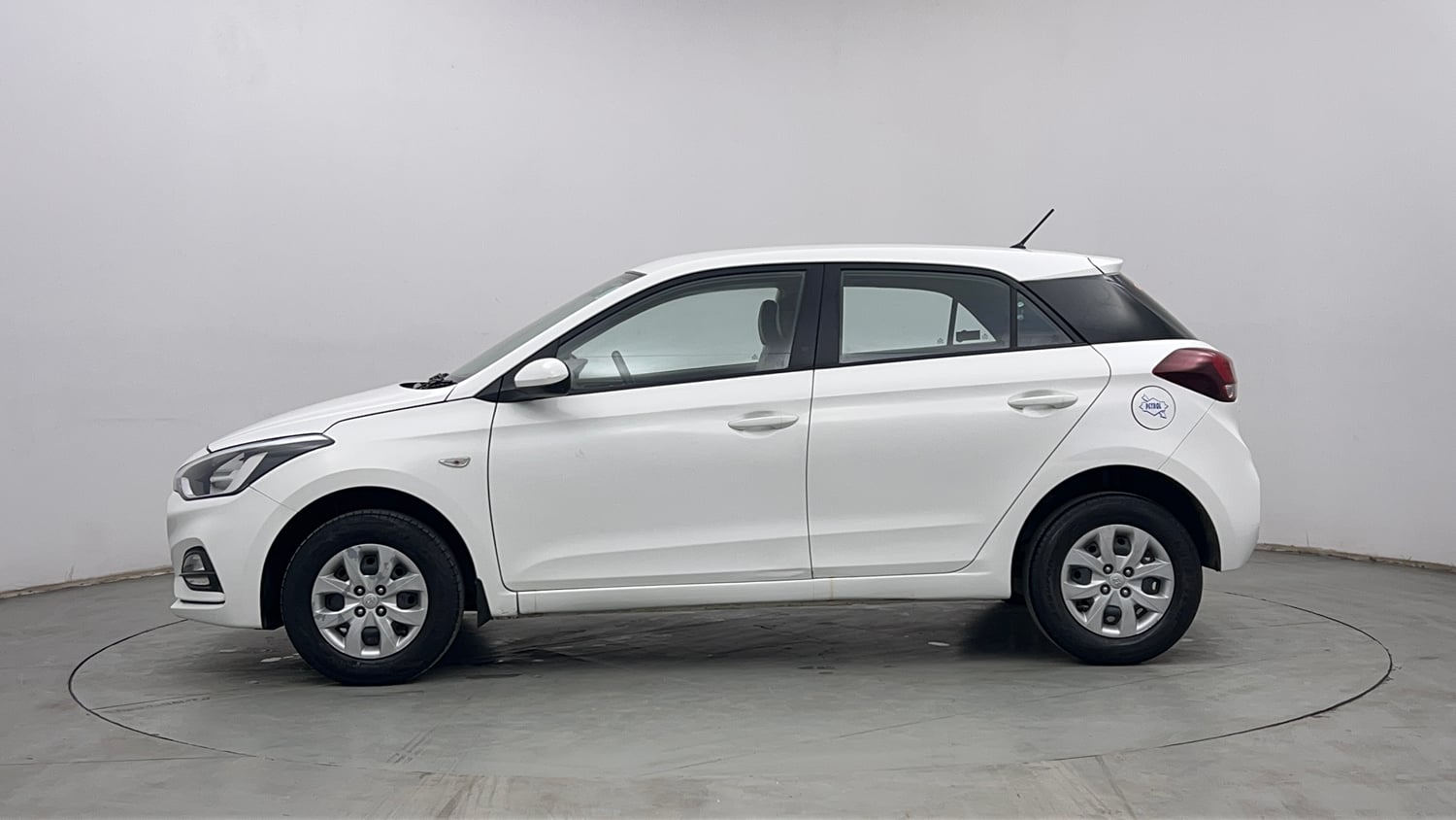 Used 2019 Hyundai Elite i20 Magna Plus 1.2 Petrol Manual exterior LEFT SIDE VIEW