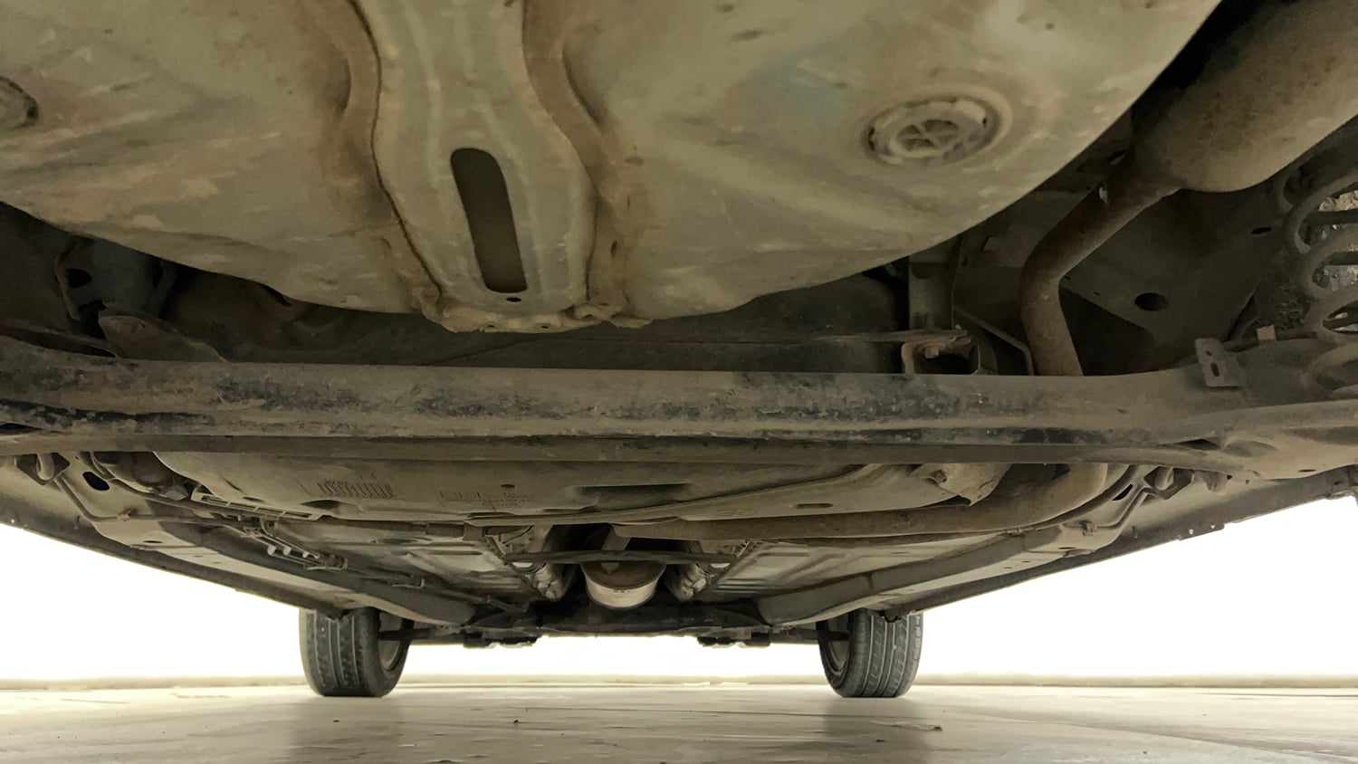 Used 2020 Maruti Suzuki Baleno Alpha Petrol Manual extra REAR UNDERBODY VIEW (TAKEN FROM REAR)