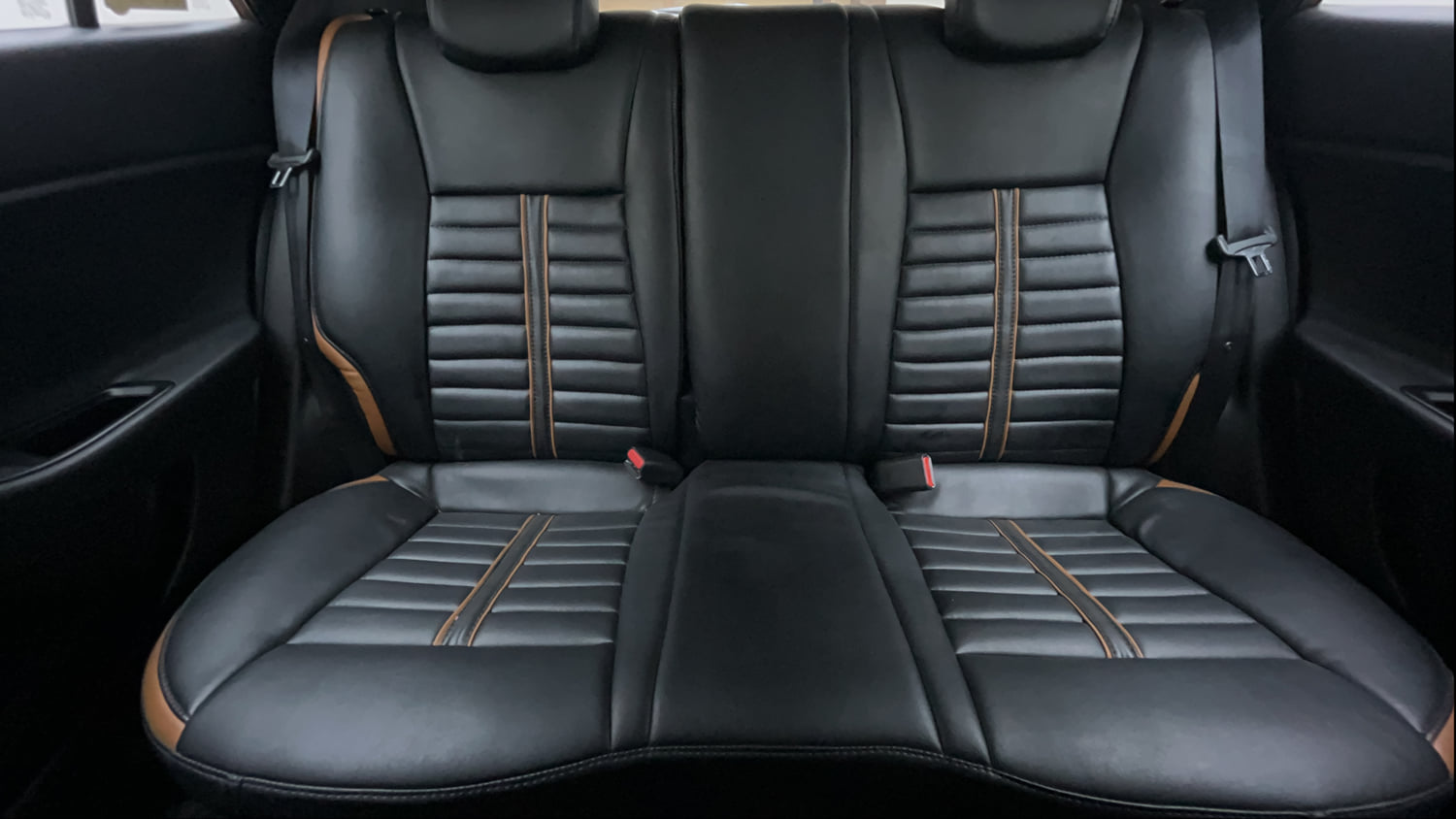 Used 2018 Hyundai i20 Active 1.2 SX Petrol Manual interior REAR SEAT CONDITION VIEW