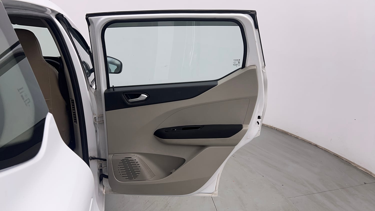 Used 2020 Renault Triber RXZ EASY-R AMT Petrol Automatic interior RIGHT REAR DOOR OPEN VIEW