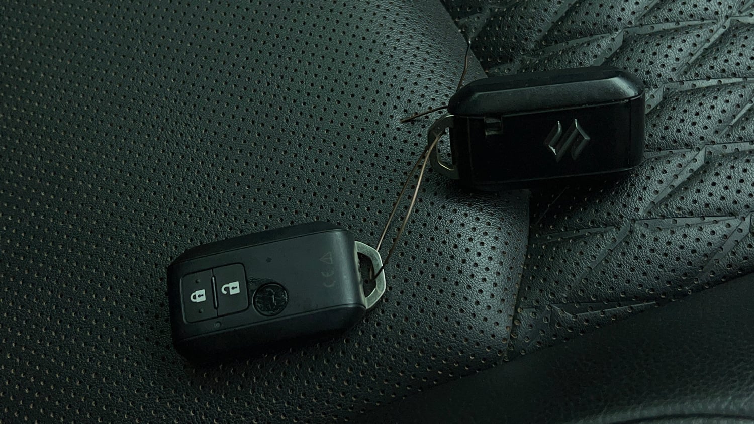Used 2023 Maruti Suzuki Grand Vitara Alpha Plus Intelligent Hybrid eCVT Hybrid Automatic extra CAR KEY VIEW
