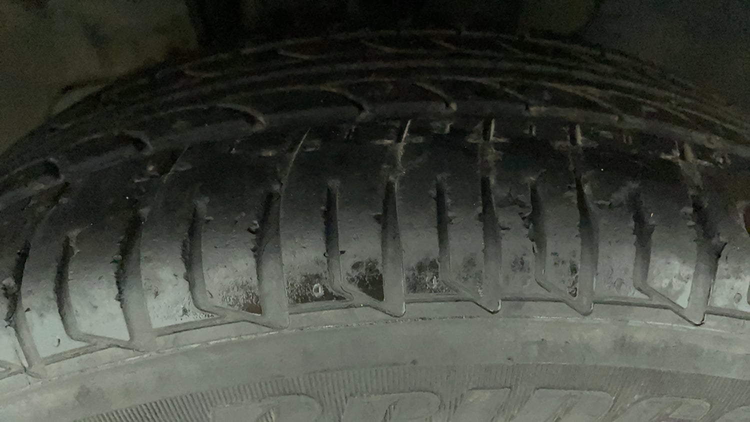 Used 2021 Tata Tiago XZ Petrol Manual tyres LEFT FRONT TYRE TREAD VIEW