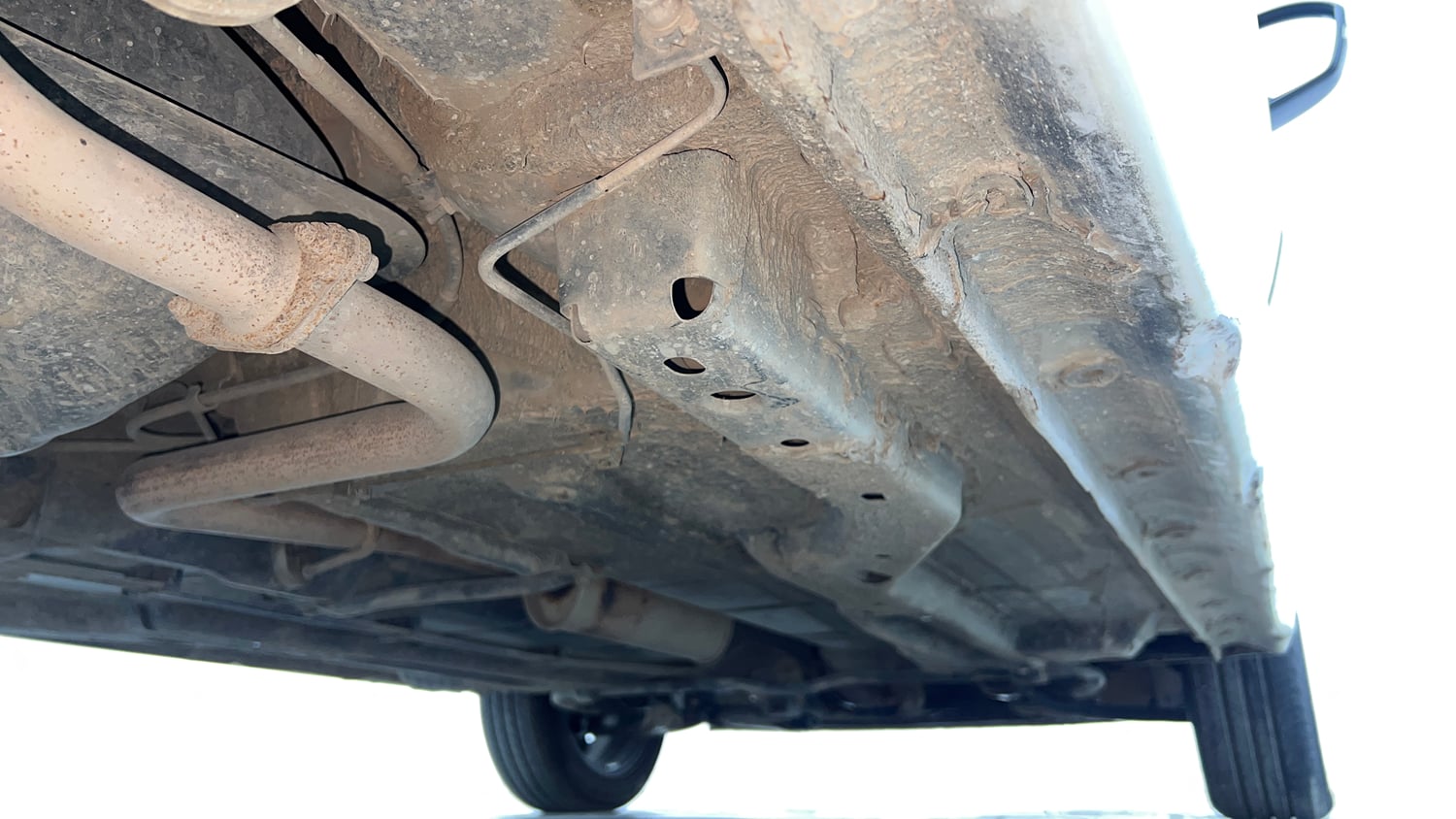 Used 2020 Tata Tiago XZA Plus Petrol Automatic extra REAR RIGHT UNDERBODY VIEW
