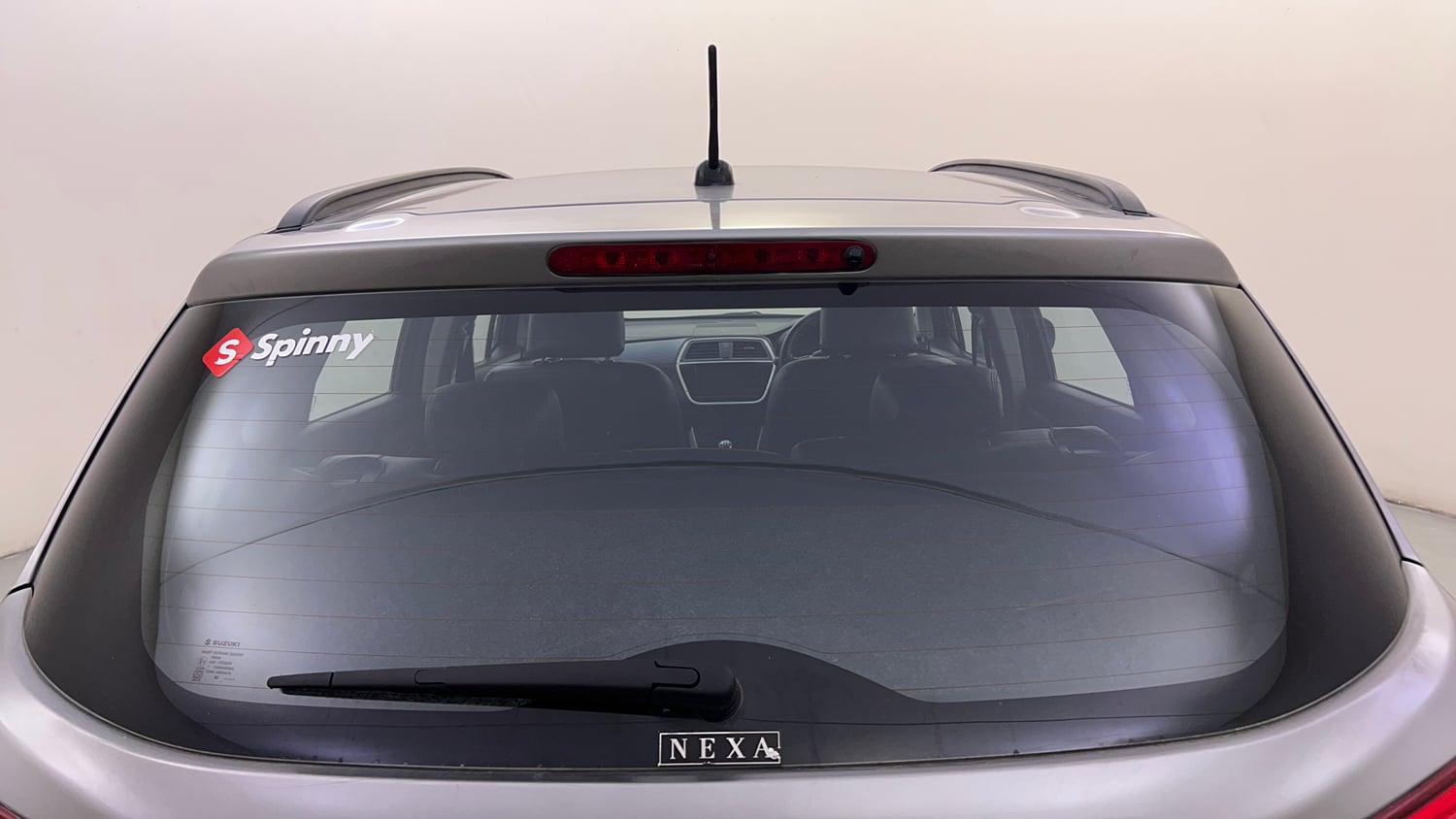 Used 2016 Maruti Suzuki S-Cross Zeta 1.3 Diesel Manual exterior BACK WINDSHIELD VIEW