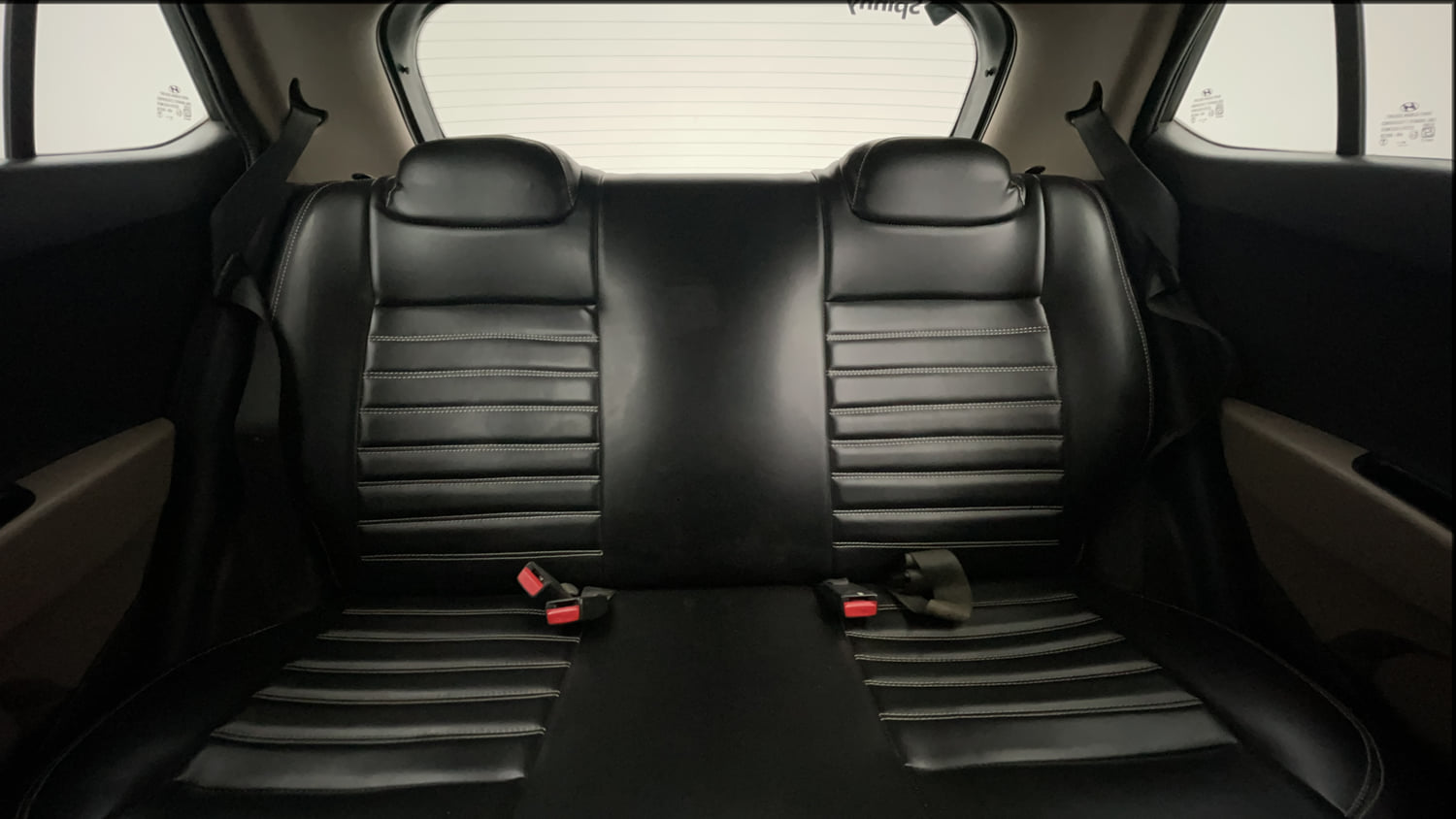 Used 2016 Hyundai Grand i10 Sportz 1.2 Kappa VTVT Petrol Manual interior REAR SEAT CONDITION VIEW