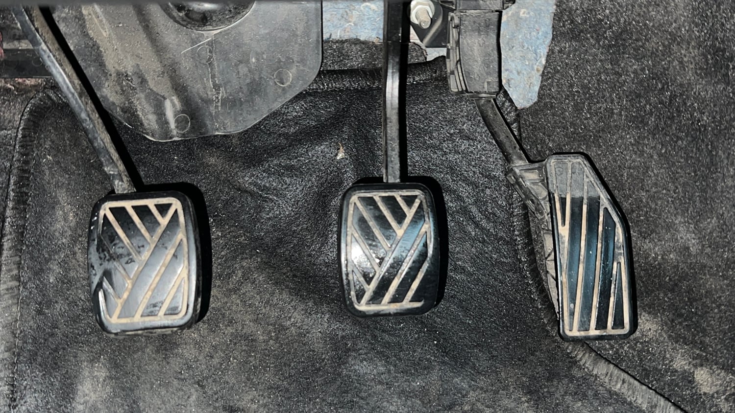 Used 2020 Maruti Suzuki Swift VXi Petrol Manual interior PEDALS VIEW