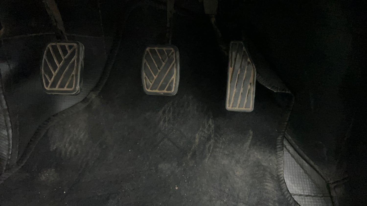 Used 2019 Maruti Suzuki Swift ZXi Petrol Manual interior PEDALS VIEW