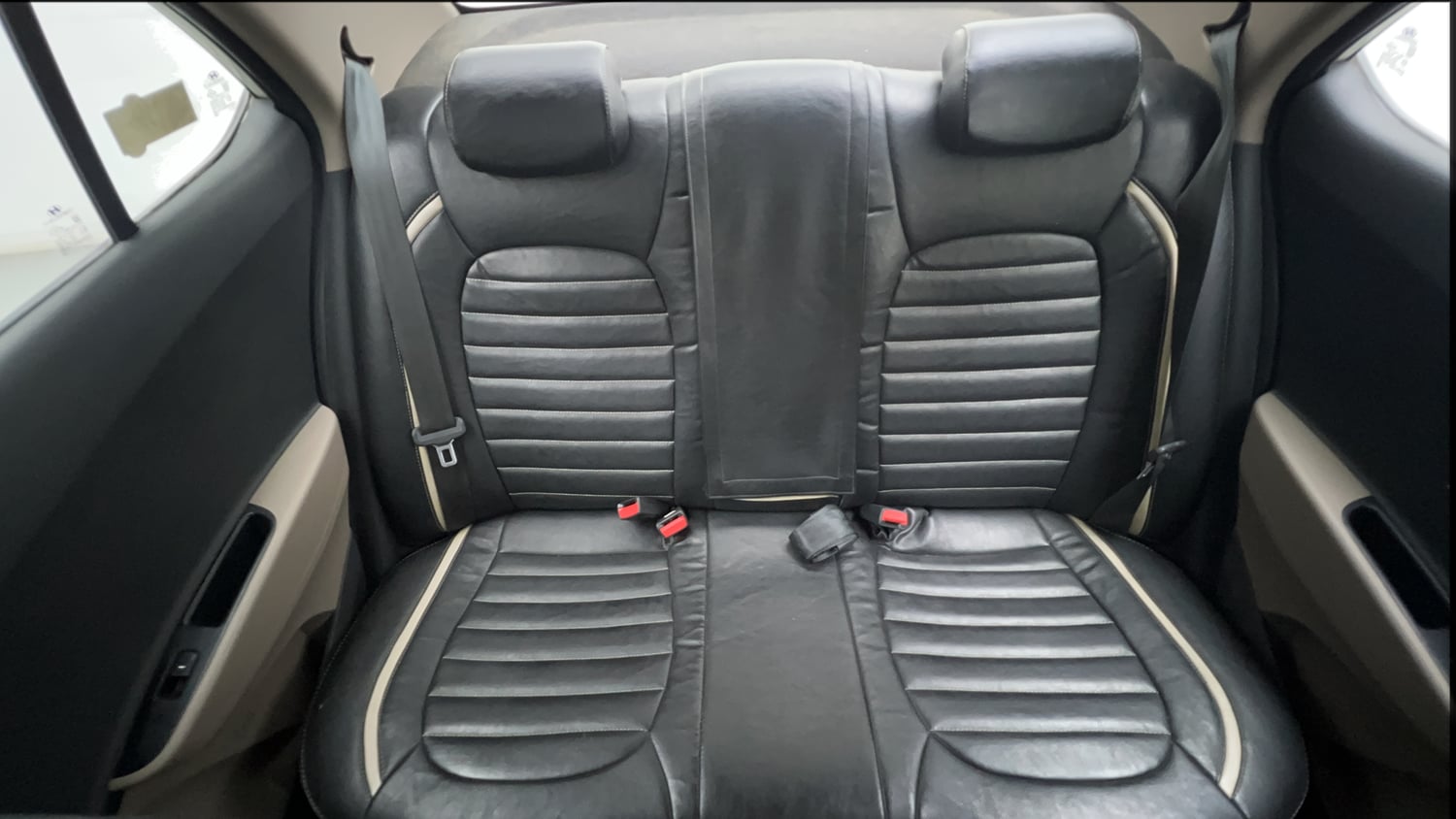 Used 2016 Hyundai Xcent S 1.2 Petrol Manual interior REAR SEAT CONDITION VIEW