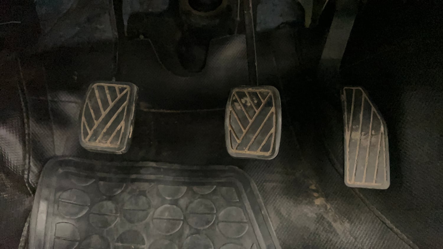 Used 2017 Maruti Suzuki Celerio ZXi Petrol Manual interior PEDALS VIEW