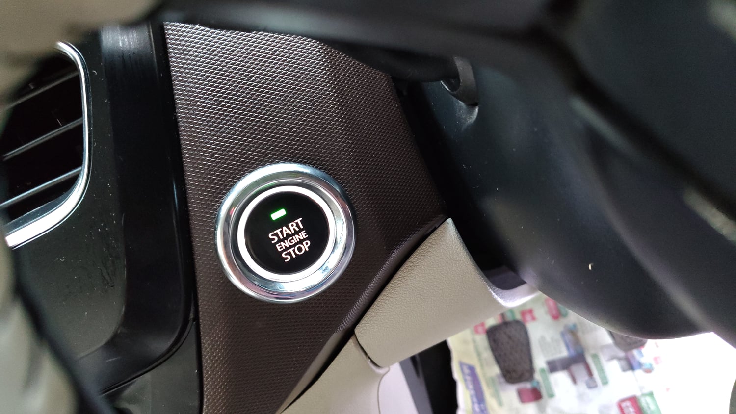 Used 2025 Tata Tigor XZ Plus LUX Petrol Manual top_features Keyless start