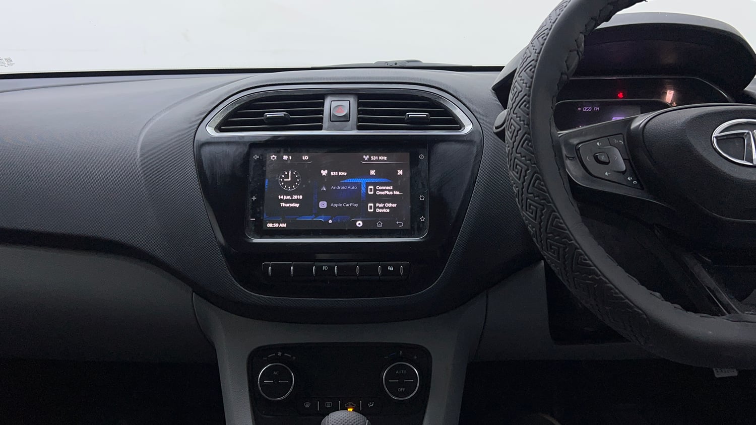 Used 2020 Tata Tiago XZA Plus Petrol Automatic interior MUSIC SYSTEM & AC CONTROL VIEW