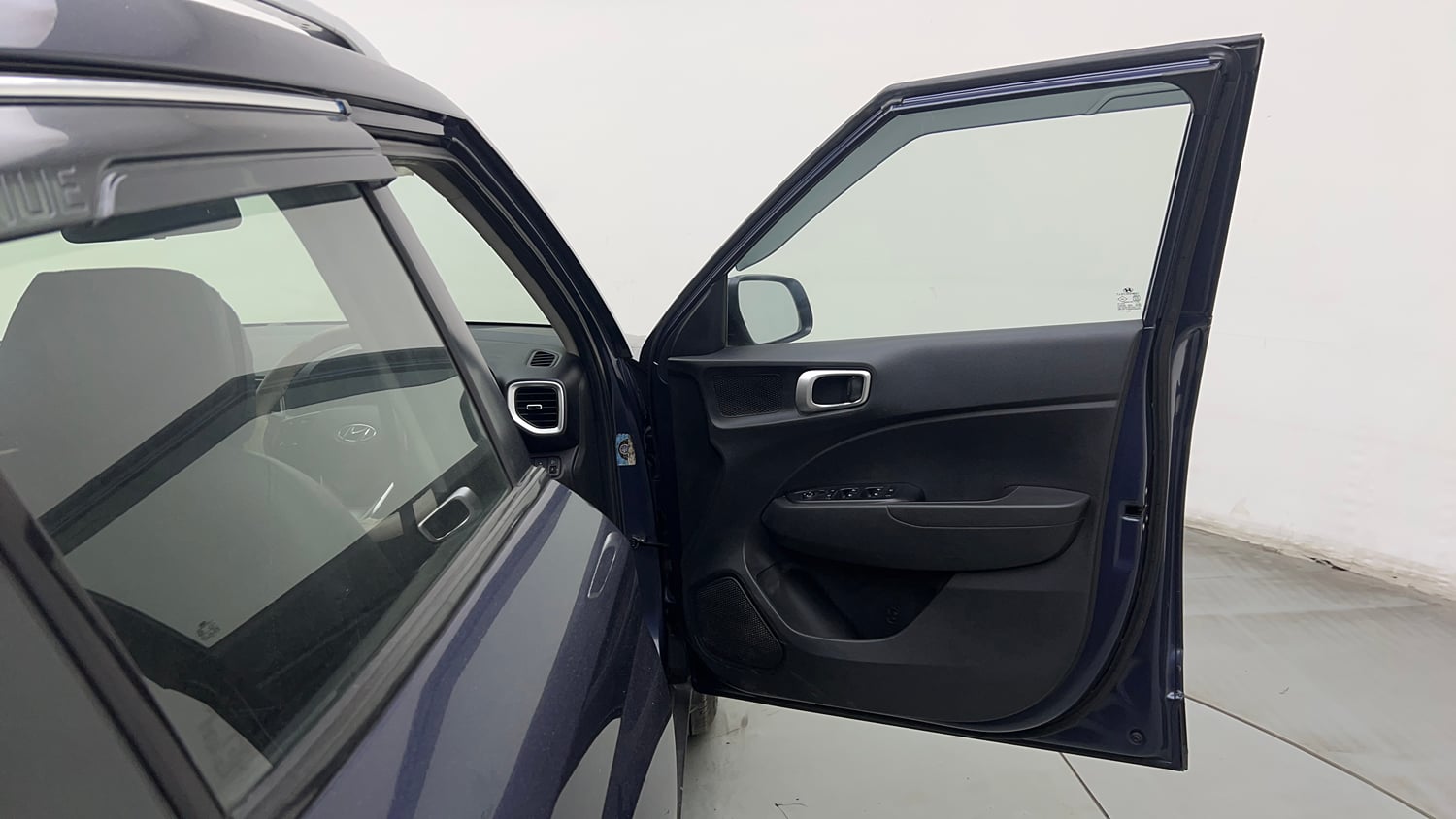 Used 2019 hyundai Venue S 1.0 AT Turbo Petrol Petrol Automatic interior RIGHT FRONT DOOR OPEN VIEW