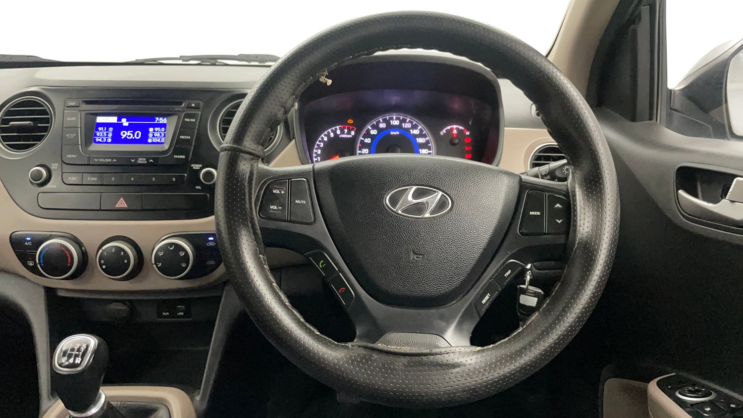 Used 2016 Hyundai Grand i10 Sportz 1.2 Kappa VTVT Petrol Manual interior STEERING VIEW