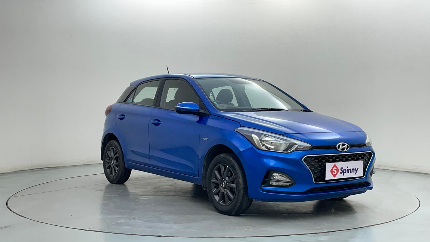 Used 2019 Hyundai Elite i20 Sportz Plus 1.2 CVT Petrol Automatic exterior RIGHT FRONT CORNER VIEW