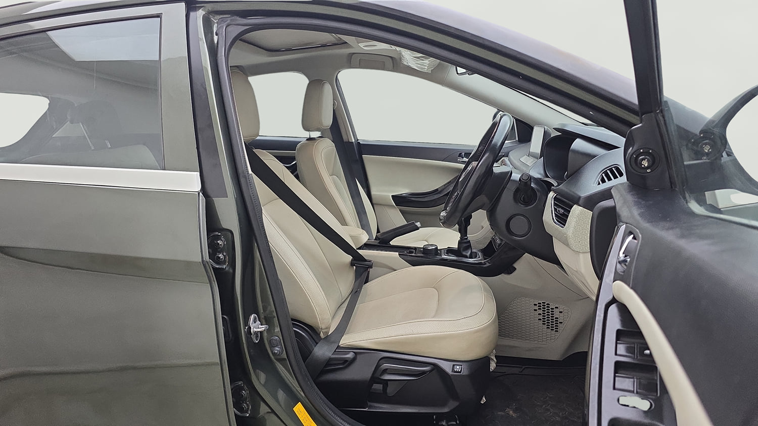 Used 2023 Tata Nexon XZ Plus LUXS Petrol Manual interior RIGHT SIDE FRONT DOOR CABIN VIEW