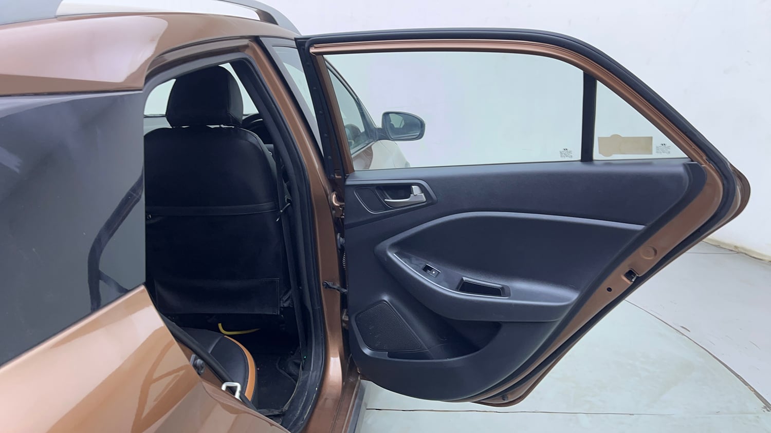 Used 2018 Hyundai i20 Active 1.2 SX Petrol Manual interior RIGHT REAR DOOR OPEN VIEW