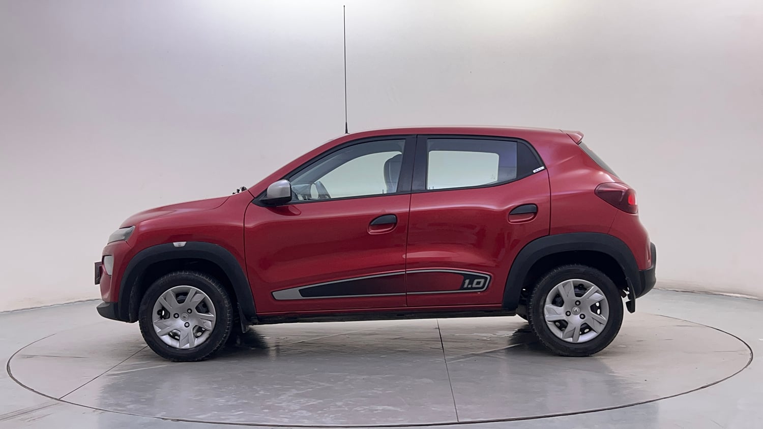 Used 2021 Renault Kwid RXT 1.0 AMT (O) Petrol Automatic exterior LEFT SIDE VIEW