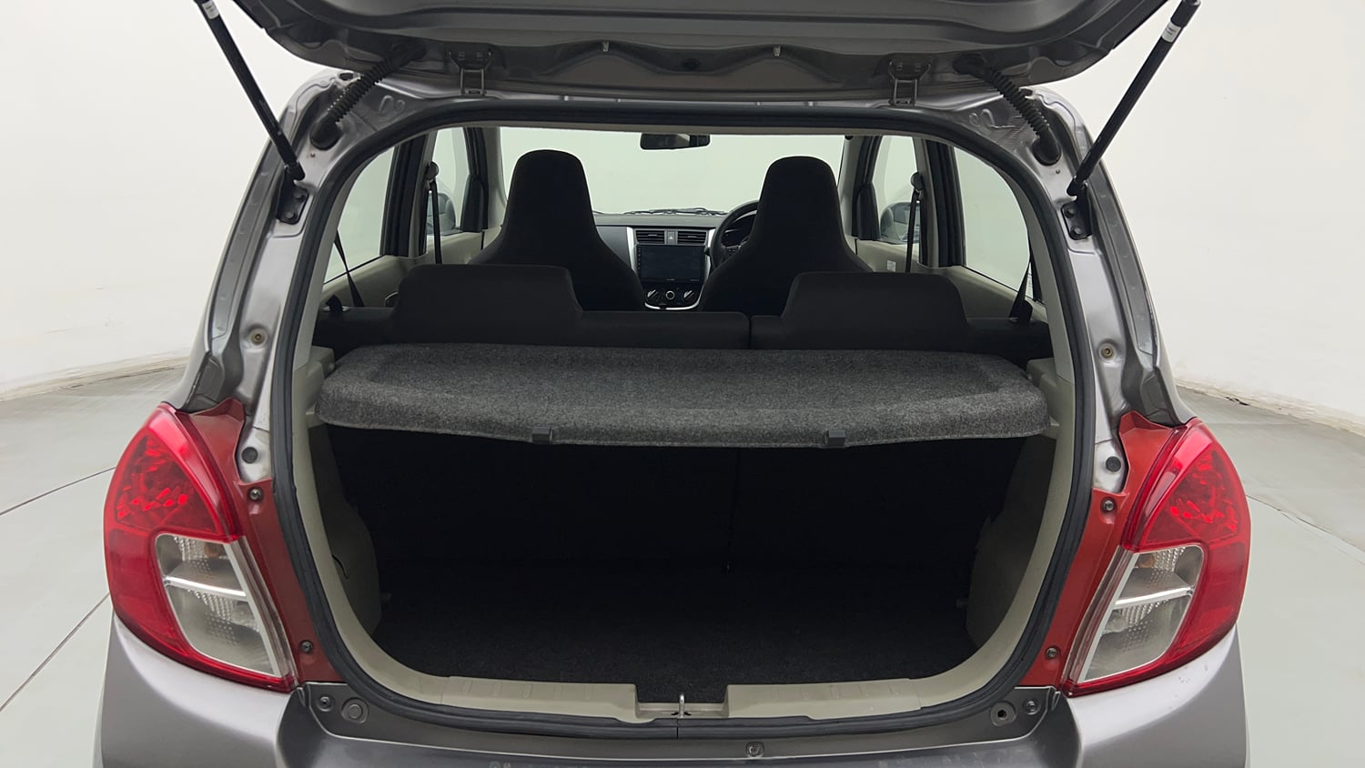 Used 2016 Maruti Suzuki Celerio ZXi AMT Petrol Automatic interior DICKY INSIDE VIEW
