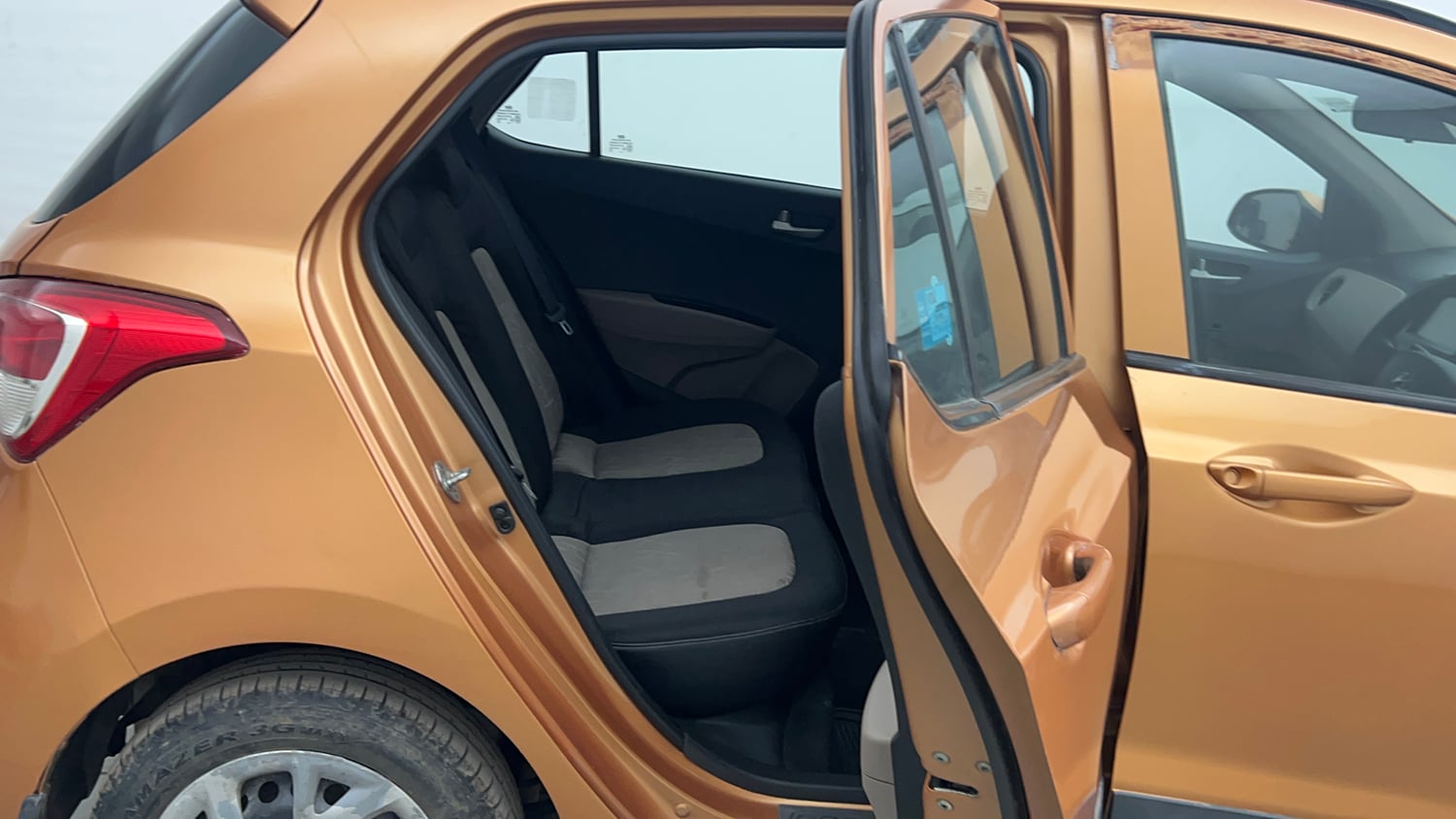 Used 2017 Hyundai Grand i10 Sportz (O) 1.2 Kappa VTVT Petrol Manual interior RIGHT SIDE REAR DOOR CABIN VIEW