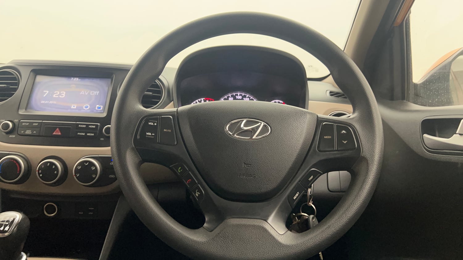 Used 2017 Hyundai Grand i10 Sportz (O) 1.2 Kappa VTVT Petrol Manual interior STEERING VIEW