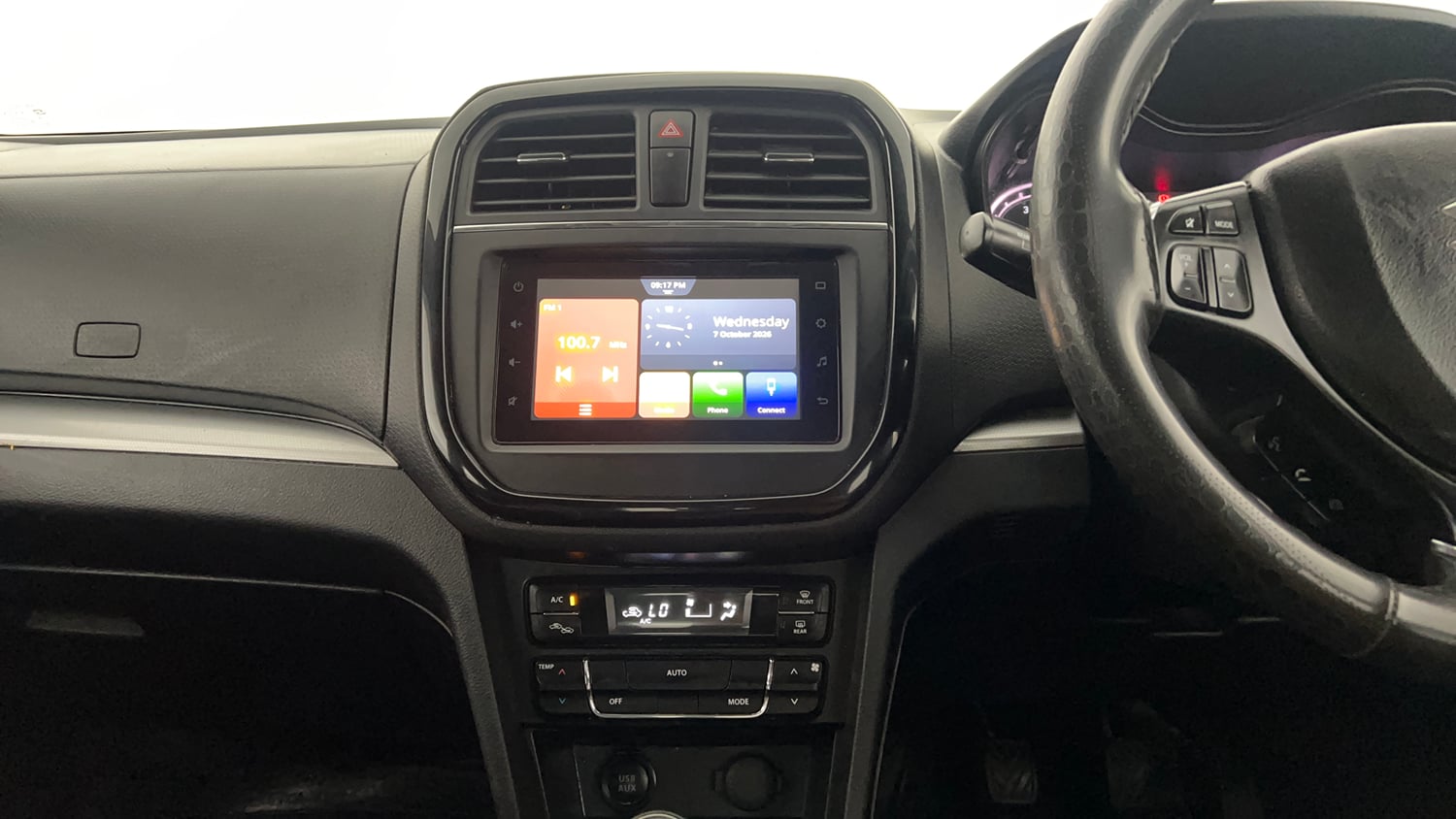 Used 2021 maruti-suzuki Vitara Brezza ZXi Petrol Manual interior MUSIC SYSTEM & AC CONTROL VIEW