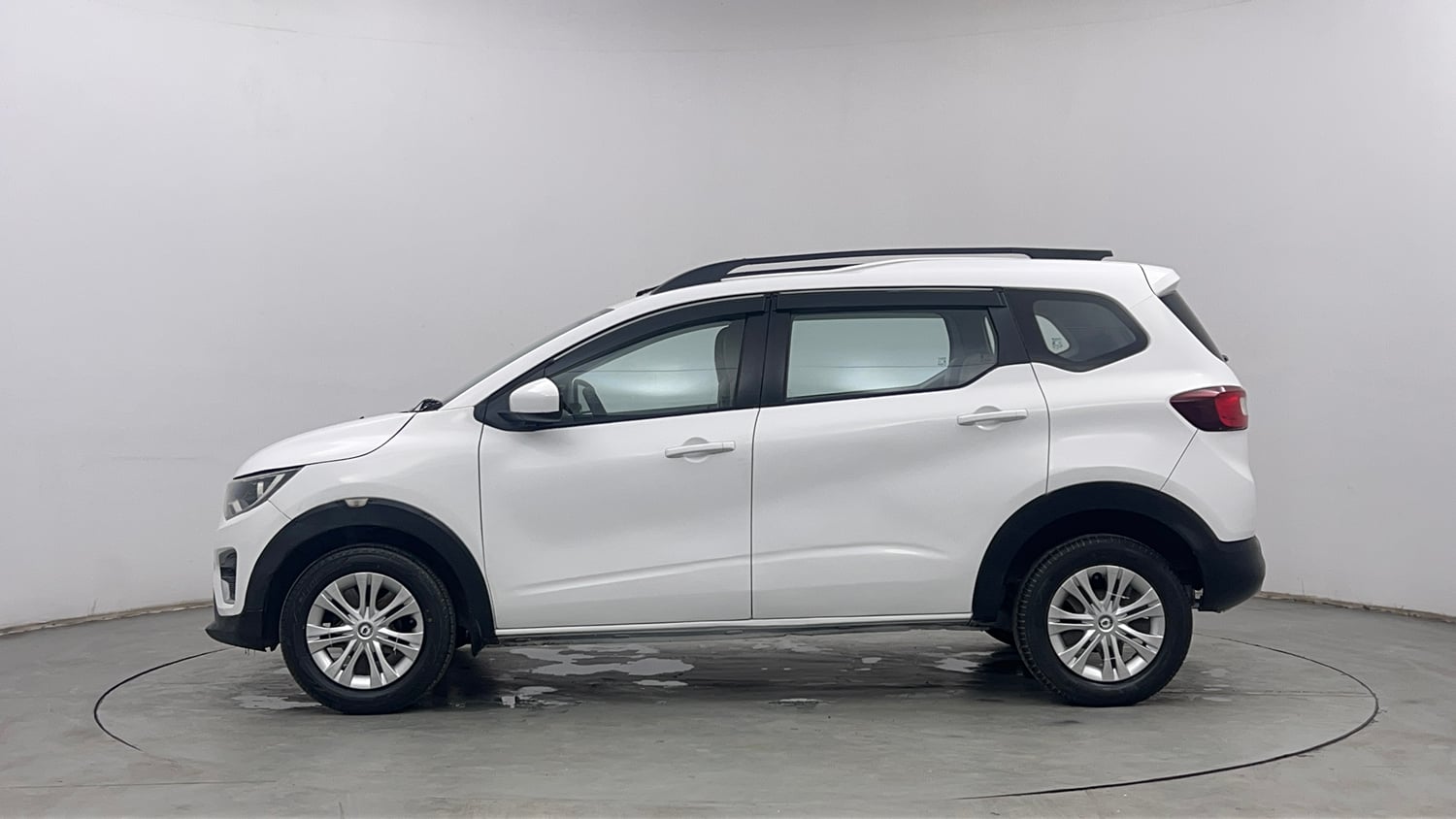 Used 2020 Renault Triber RXZ EASY-R AMT Petrol Automatic exterior LEFT SIDE VIEW