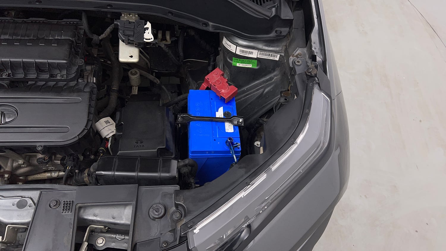 Used 2022 Tata Punch Adventure MT Petrol Manual engine ENGINE LEFT SIDE VIEW