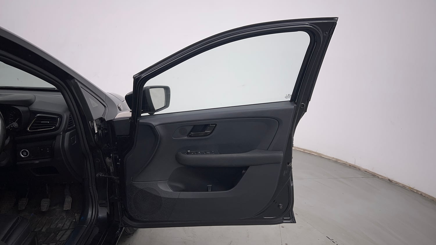 Used 2022 Tata Altroz XZ Plus Petrol Dark Edition Petrol Manual interior RIGHT FRONT DOOR OPEN VIEW