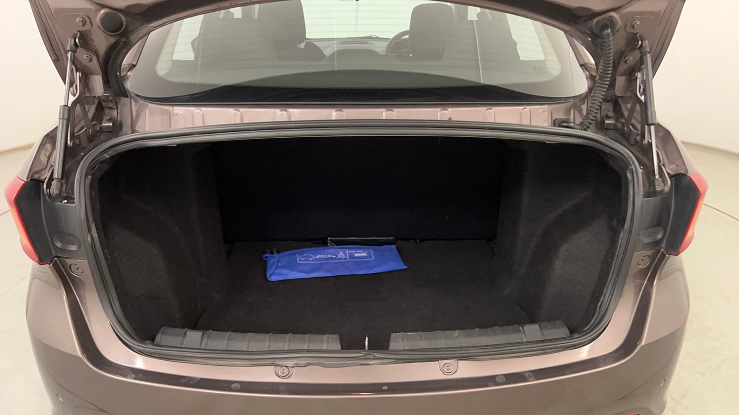 Used 2018 Tata Tigor Revotron XZA Petrol Automatic interior DICKY INSIDE VIEW