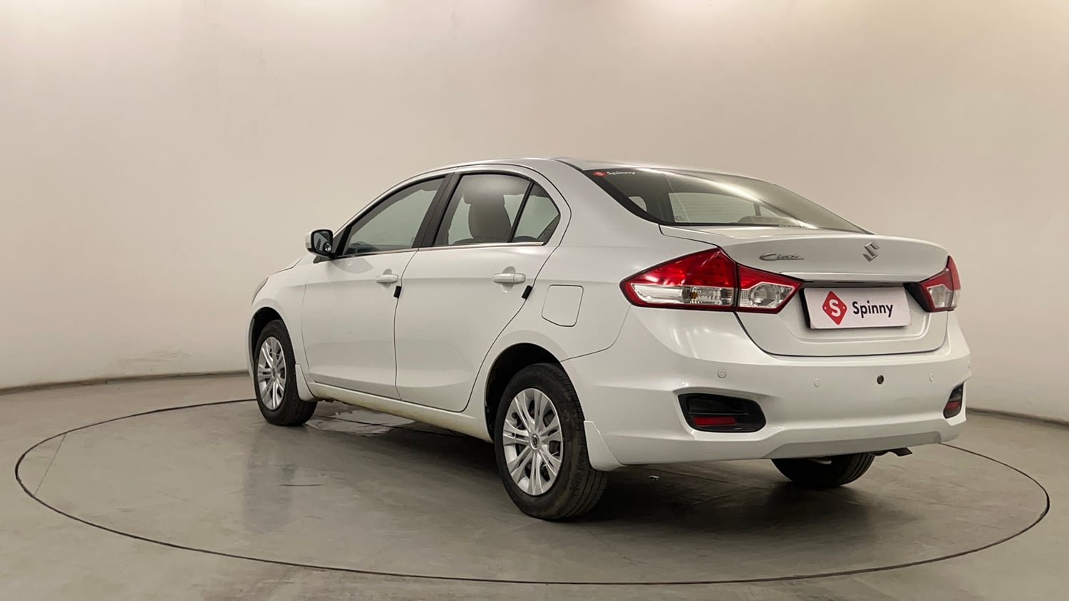 Used 2018 Maruti Suzuki Ciaz Delta 1.4 AT Petrol Automatic exterior LEFT REAR CORNER VIEW