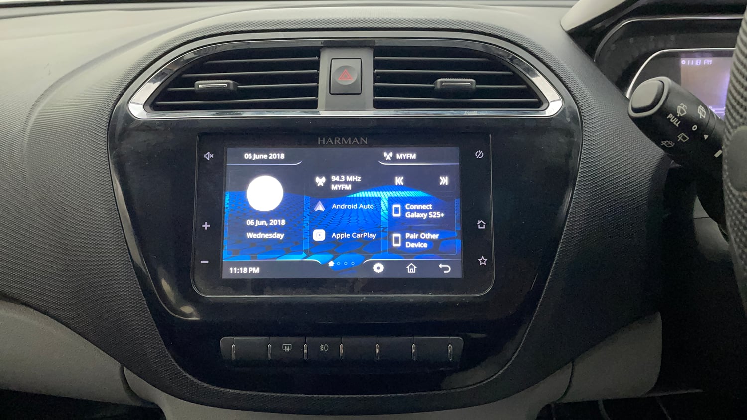 Used 2021 Tata Tiago XZ Petrol Manual top_features Integrated (in-dash) music system