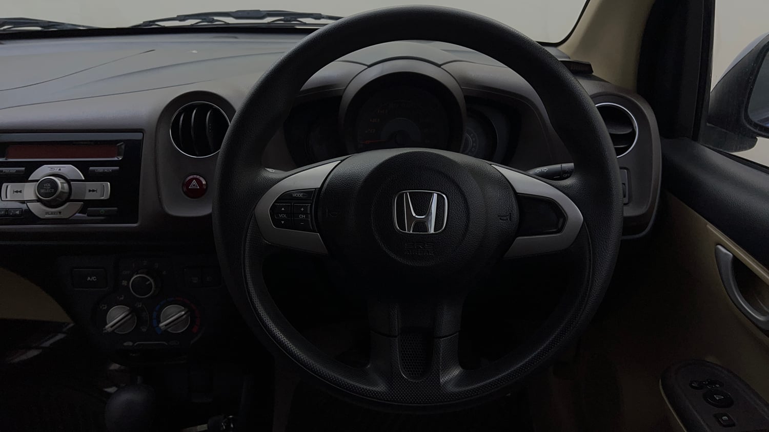 Used 2013 Honda Amaze 1.2 VX AT i-VTEC Petrol Automatic top_features Steering mounted controls