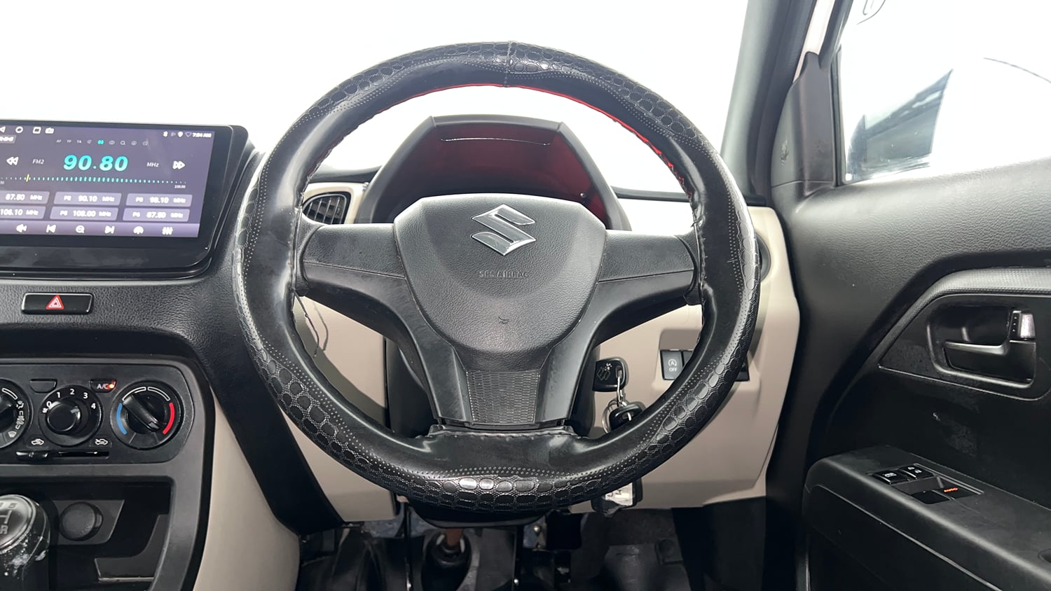 Used 2024 Maruti Suzuki Wagon R LXI 1.0 Petrol Manual interior STEERING VIEW