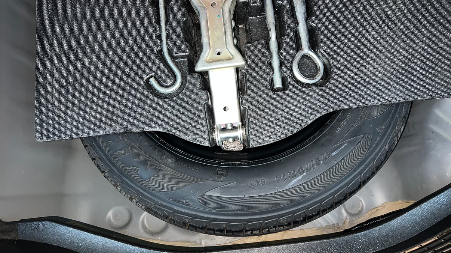 Used 2022 Honda Jazz ZX CVT Petrol Automatic tyres SPARE TYRE VIEW