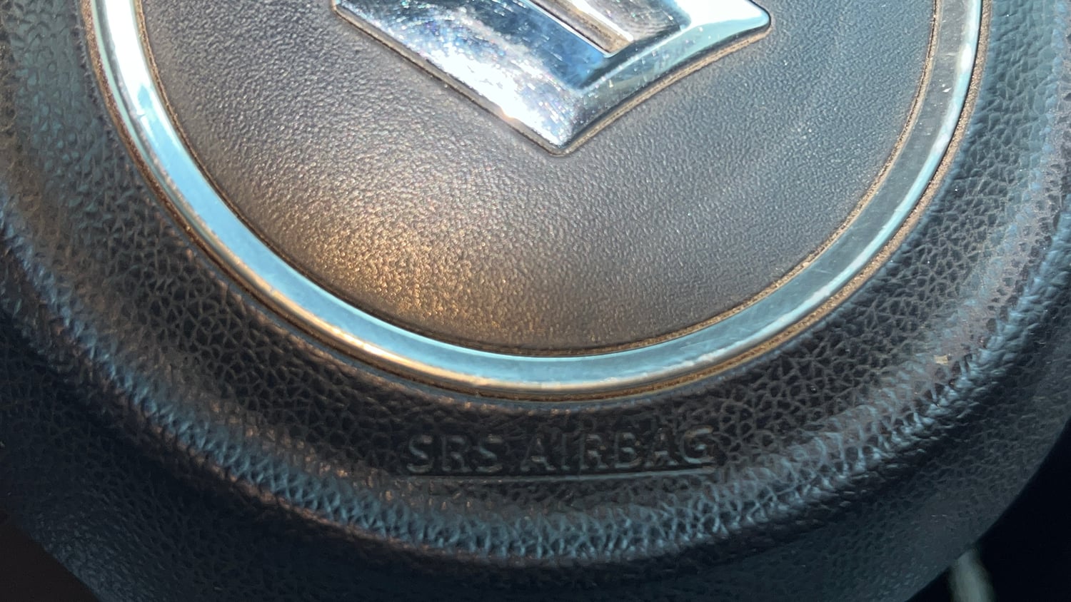 Used 2020 Maruti Suzuki Swift VXi Petrol Manual top_features Airbags