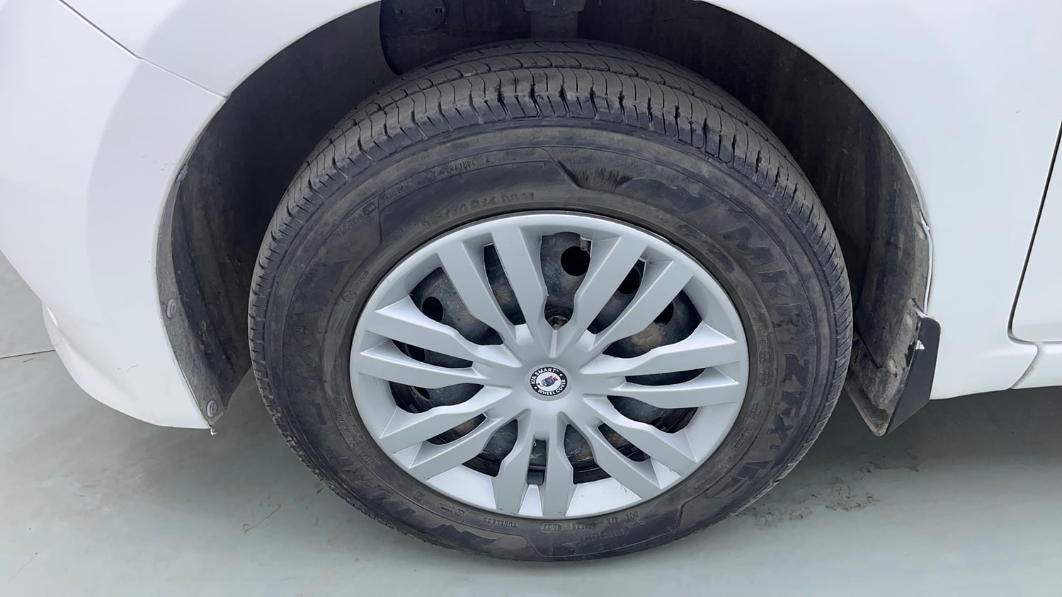 Used 2018 Hyundai Elite i20 Magna Executive 1.4 CRDI Diesel Manual tyres LEFT FRONT TYRE RIM VIEW