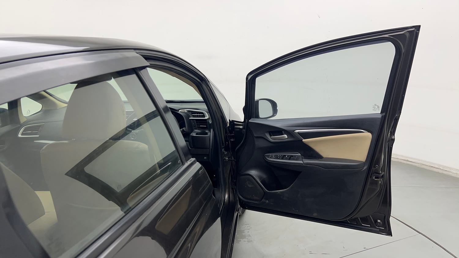 Used 2022 Honda Jazz ZX CVT Petrol Automatic interior RIGHT FRONT DOOR OPEN VIEW