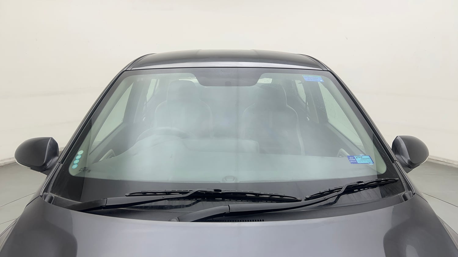 Used 2023 Hyundai Aura SX 1.2 Petrol Petrol Manual exterior FRONT WINDSHIELD VIEW