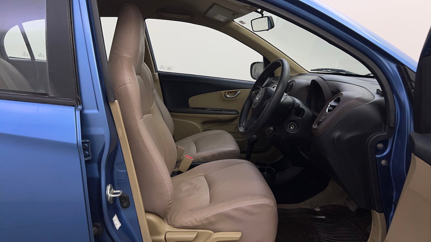 Used 2013 Honda Amaze 1.2 VX AT i-VTEC Petrol Automatic interior RIGHT SIDE FRONT DOOR CABIN VIEW