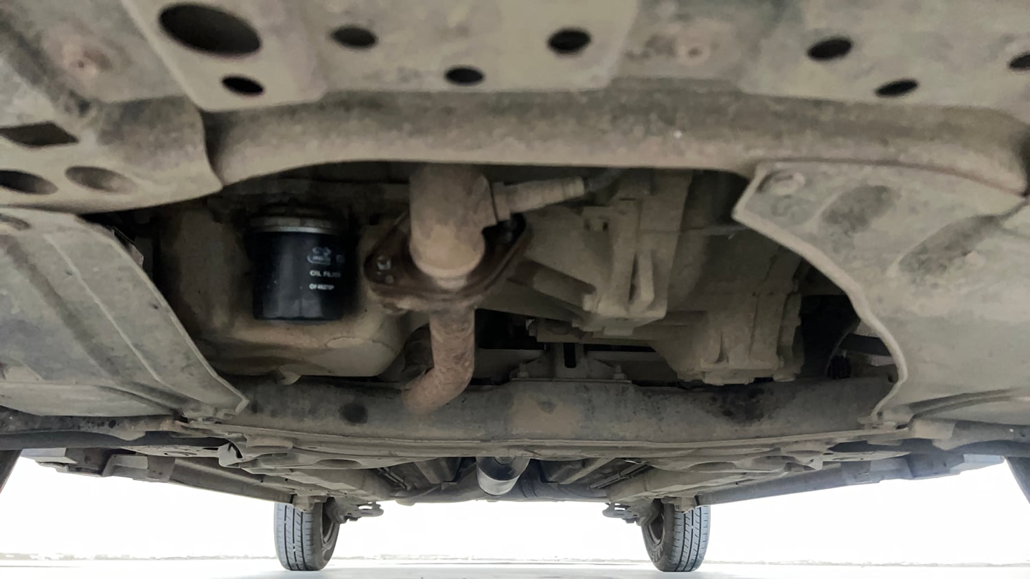 Used 2014 Maruti Suzuki Swift VXi Petrol Manual extra FRONT LEFT UNDERBODY VIEW